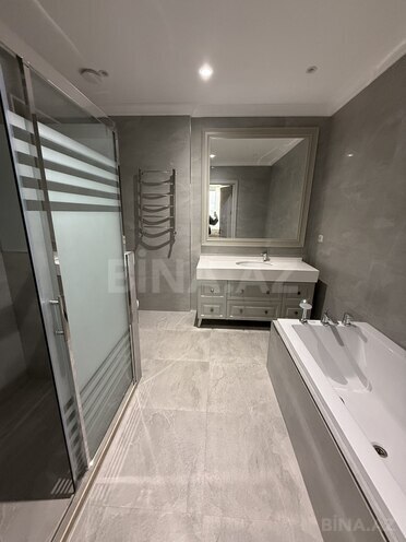 İcarəyə verilir 4 otaqlı yeni tikili 215 m², 28 May m., photo 12 from 19