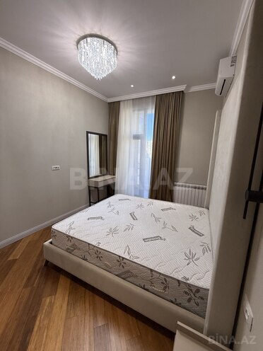İcarəyə verilir 4 otaqlı yeni tikili 215 m², 28 May m., photo 13 from 19