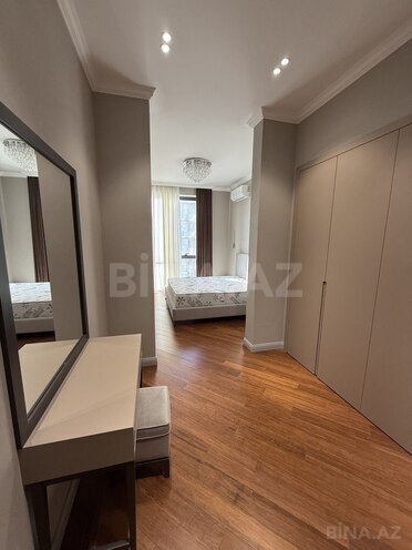 İcarəyə verilir 4 otaqlı yeni tikili 215 m², 28 May m., photo 11 from 19
