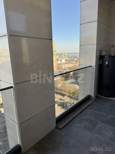 İcarəyə verilir 4 otaqlı yeni tikili 215 m², 28 May m., photo 18 from 19