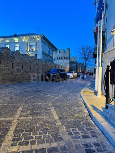 İcarəyə verilir 6 otaqlı köhnə tikili 220 m², İçəri Şəhər m., photo 4 from 30