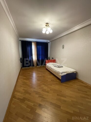 İcarəyə verilir 3 otaqlı köhnə tikili 85 m², Nizami m., photo 26 from 32