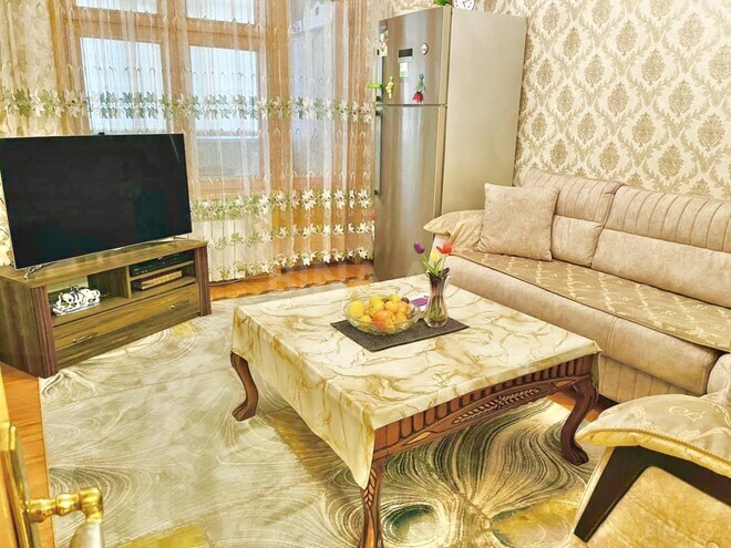 Satılır 5 otaqlı köhnə tikili 120 m², Qara Qarayev m., photo 16 from 31