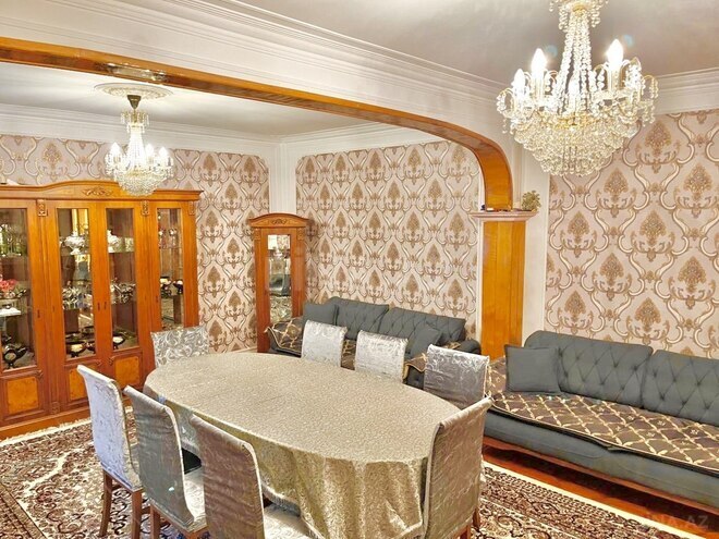 Satılır 5 otaqlı köhnə tikili 120 m², Qara Qarayev m., photo 10 from 31