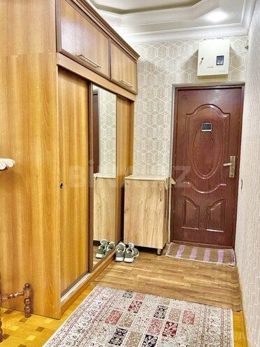 Satılır 5 otaqlı köhnə tikili 120 m², Qara Qarayev m., photo 9 from 31