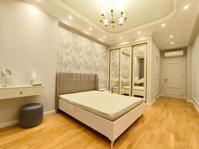 Сдаётся 3-комн. новостройка 170 м², м. Низами, photo 23 from 28