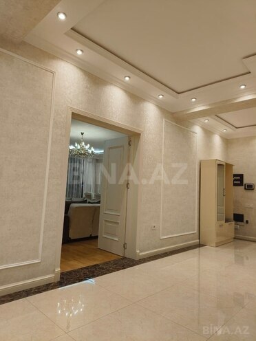 Сдаётся 3-комн. новостройка 170 м², м. Низами, photo 12 from 28
