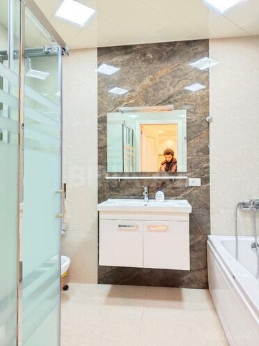 Сдаётся 3-комн. новостройка 170 м², м. Низами, photo 26 from 28