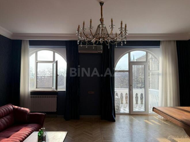 Продаётся 2-комн. вторичка 87 м², м. Ичеришехер, photo 26 from 30