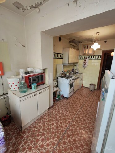 İcarəyə verilir 2 otaqlı köhnə tikili 60 m², İnşaatçılar m., photo 13 from 15