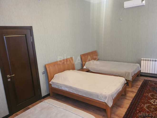 Satılır 7 otaqlı həyət evi/bağ evi 350 m², Novxanı q., photo 13 from 24