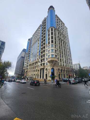 Сдаётся 4-комн. новостройка 130 м², м. 28 мая, photo 1 from 18