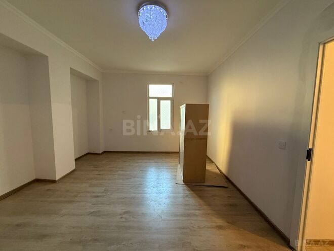 Satılır 3 otaqlı köhnə tikili 43 m², Sahil m., photo 9 from 19