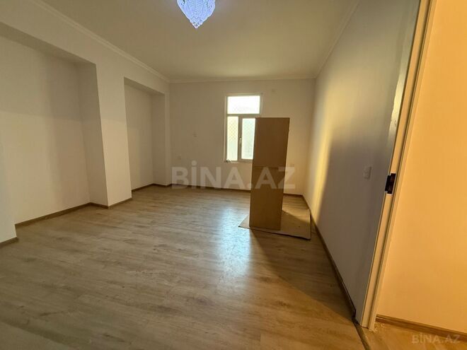 Satılır 3 otaqlı köhnə tikili 43 m², Sahil m., photo 8 from 19