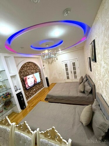 Продаётся 2-комн. новостройка 110 м², м. Кара Караев, photo 4 from 17