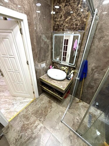 Продаётся 2-комн. новостройка 110 м², м. Кара Караев, photo 15 from 17