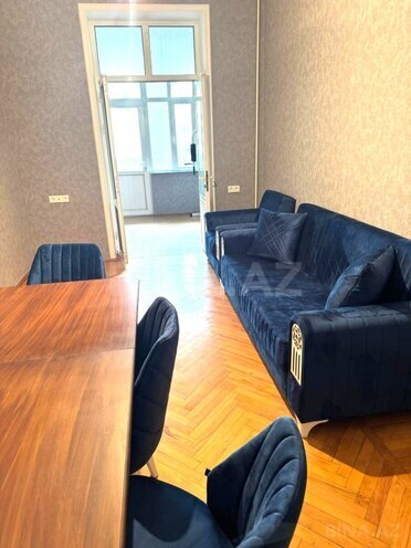 Сдаётся 3-комн. вторичка 72 м², м. 28 мая, photo 3 from 12