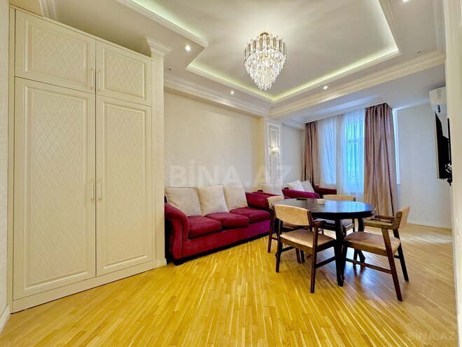 Продаётся 2-комн. новостройка 51 м², м. Кара Караев, photo 4 from 14