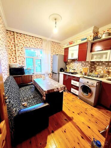 Satılır 2 otaqlı köhnə tikili 56 m², Massiv V q., photo 9 from 15