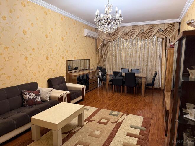 Продаётся 2-комн. новостройка 64 м², м. Ази Асланов, photo 1 from 9