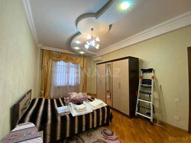 İcarəyə verilir 3 otaqlı yeni tikili 150 m², 28 May m., photo 8 from 17