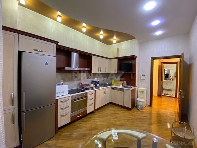 İcarəyə verilir 3 otaqlı yeni tikili 150 m², 28 May m., photo 10 from 17