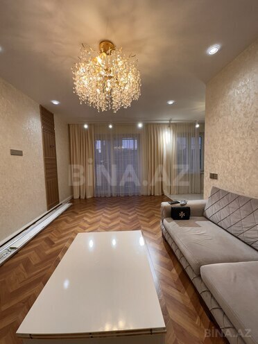 Продаётся 3-комн. вторичка 58 м², м. Элмляр Академиясы, photo 3 from 16