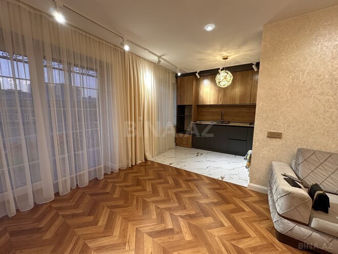Продаётся 3-комн. вторичка 58 м², м. Элмляр Академиясы, photo 4 from 16