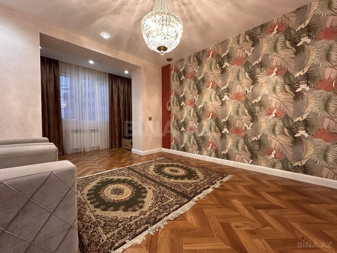 Продаётся 3-комн. вторичка 58 м², м. Элмляр Академиясы, photo 6 from 16