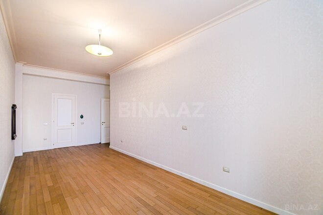Продаётся 3-комн. новостройка 153 м², м. Низами, photo 22 from 29