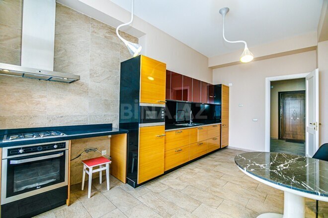 Продаётся 3-комн. новостройка 153 м², м. Низами, photo 17 from 29