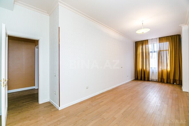 Продаётся 3-комн. новостройка 153 м², м. Низами, photo 23 from 29