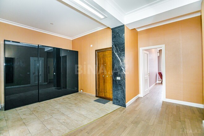 Продаётся 3-комн. новостройка 153 м², м. Низами, photo 10 from 29