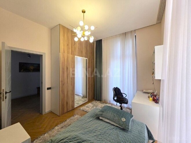 Satılır 8 otaqlı həyət evi/bağ evi 410 m², Badamdar q., photo 17 from 32