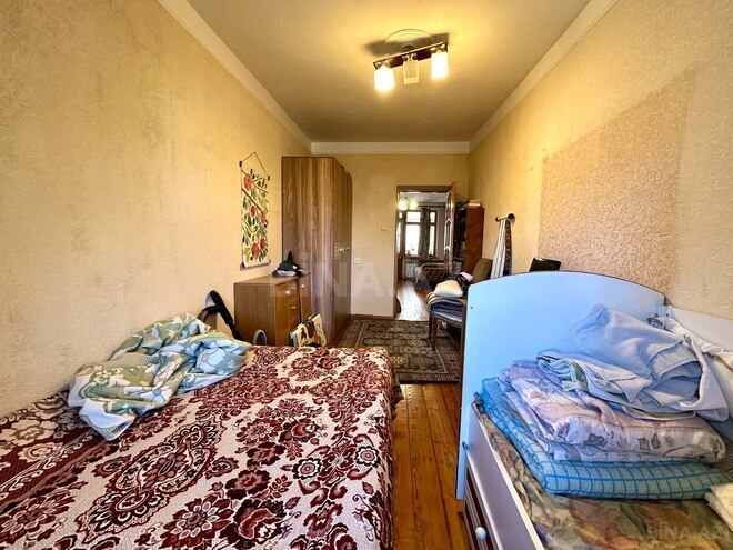 Продаётся 2-комн. вторичка 55 м², м. Нефтчиляр, photo 10 from 17
