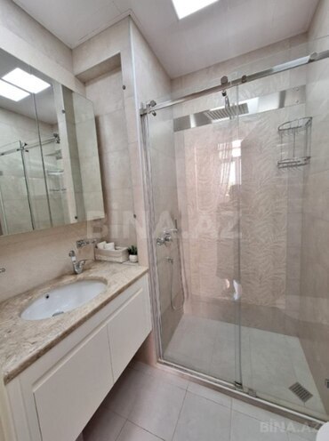 Сдаётся 2-комн. вторичка 75 м², м. Низами, photo 11 from 13