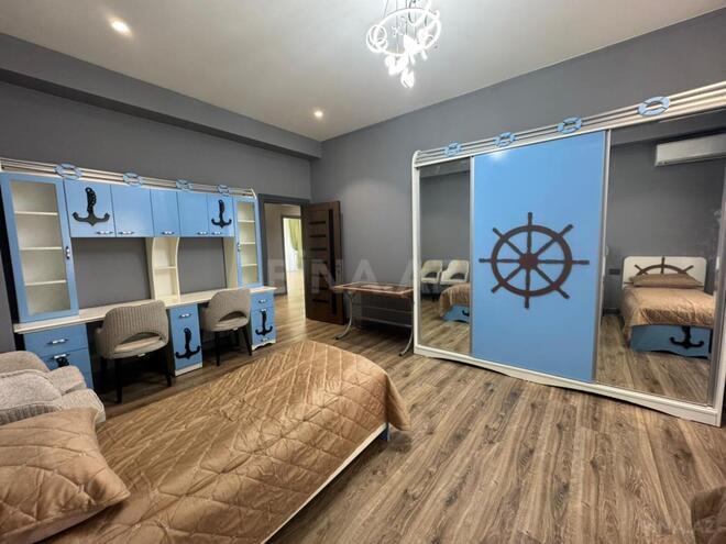 Сдаётся 3-комн. новостройка 144 м², Хатаинский р., photo 4 from 28