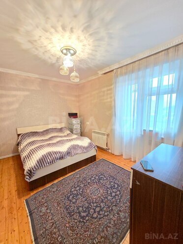 Продаётся 2-комн. вторичка 60 м², м. Ази Асланов, photo 3 from 15