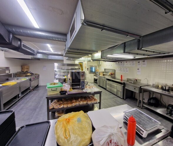 Сдаётся  объект 600 м², м. Элмляр Академиясы, photo 6 from 12