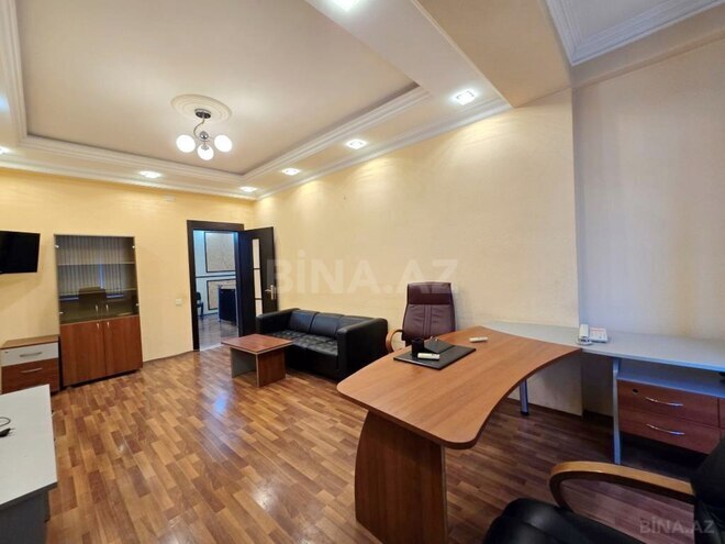 Сдаётся 5-комн. офис 250 м², Бинагадинский р., photo 8 from 17