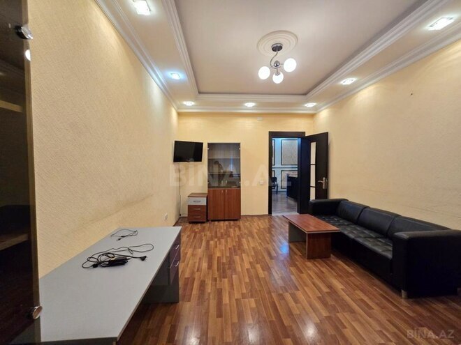 Сдаётся 5-комн. офис 250 м², Бинагадинский р., photo 16 from 17