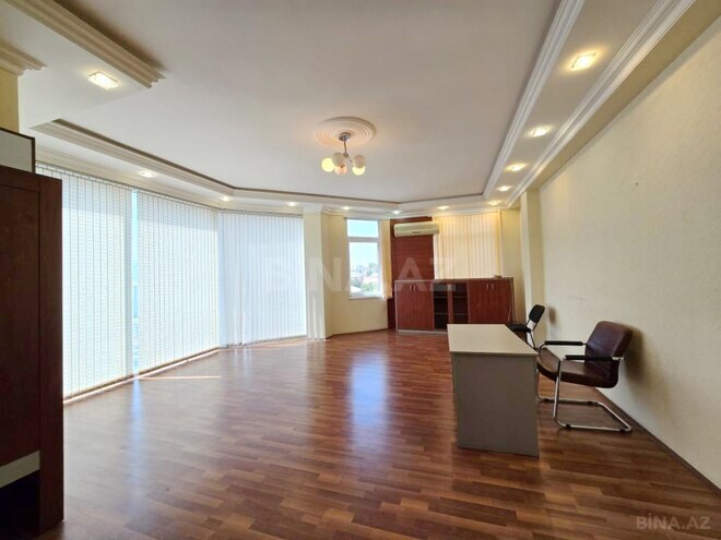 Сдаётся 5-комн. офис 250 м², Бинагадинский р., photo 13 from 17
