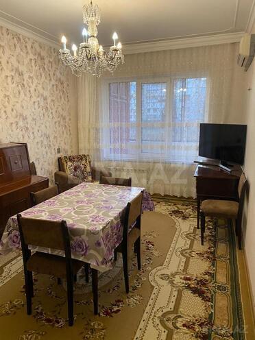 Satılır 4 otaqlı köhnə tikili 110 m², Əhmədli m., photo 1 from 16