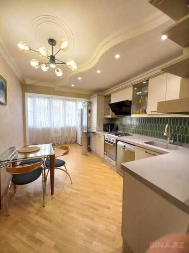 Продаётся 3-комн. вторичка 115 м², м. Низами, photo 5 from 17