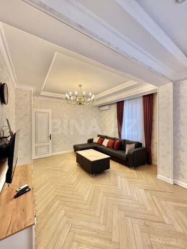 Продаётся 2-комн. новостройка 79 м², м. Нариман Нариманов, photo 4 from 13