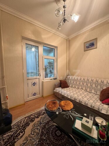 Satılır 2 otaqlı köhnə tikili 40 m², İnşaatçılar m., photo 3 from 9