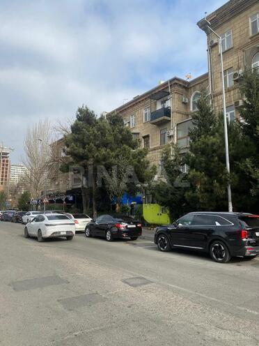 Satılır 2 otaqlı köhnə tikili 65 m², Elmlər Akademiyası m., photo 3 from 11