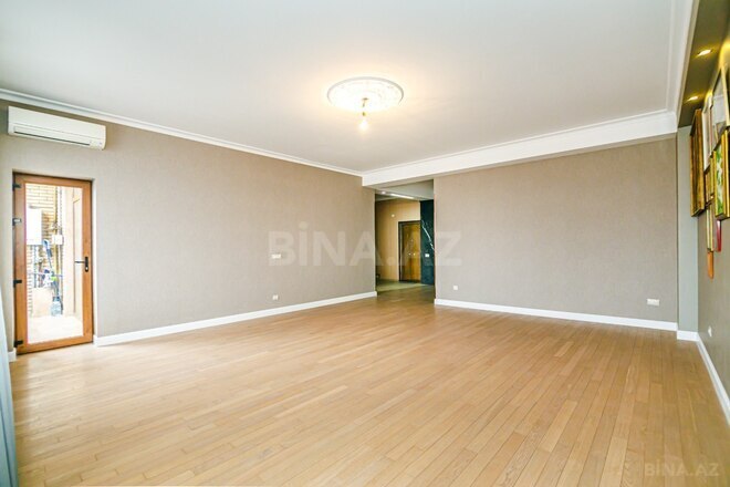 Продаётся 3-комн. новостройка 153 м², м. Низами, photo 11 from 15