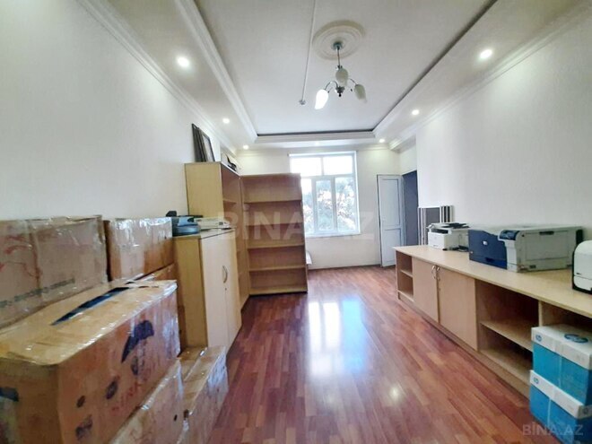 Сдаётся 4-комн. офис 200 м², Бинагадинский р., photo 6 from 18