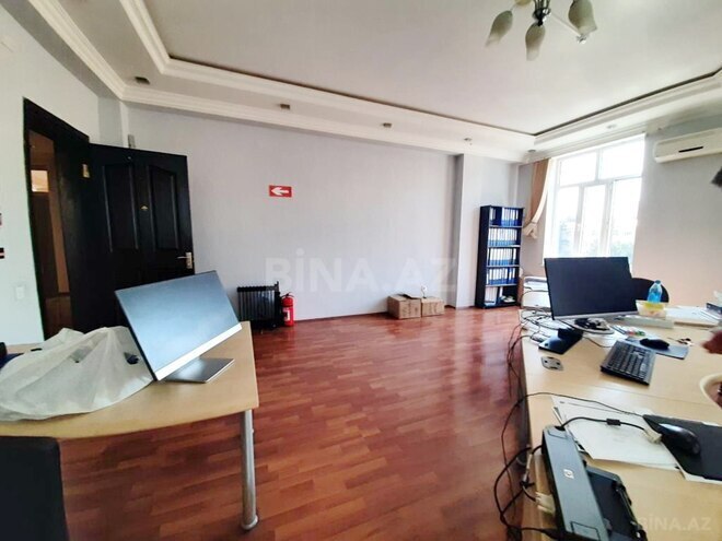 Сдаётся 4-комн. офис 200 м², Бинагадинский р., photo 12 from 18